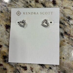 Kendra Scott heart earrings